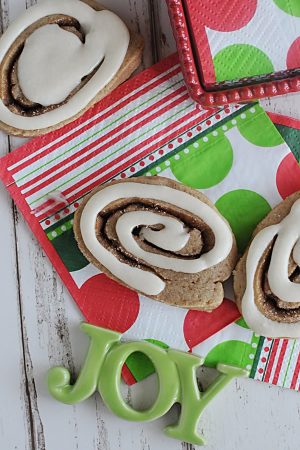 Cinnamon Roll Cookies Recipe on dineanddish.net