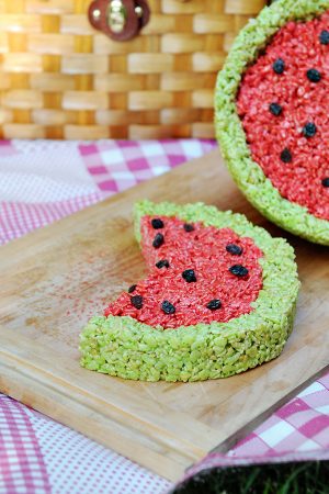 Rice Krispies treats from Dine and Dish