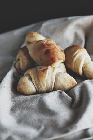 The Very Best Buttery Dinner Roll Recipe - a new Thanksgiving Favorite! dineanddish.net