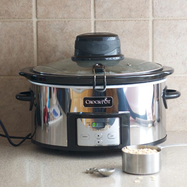 Crock-Pot® 6-Quart Digital Slow Cooker with iStir™ technology Giveaway