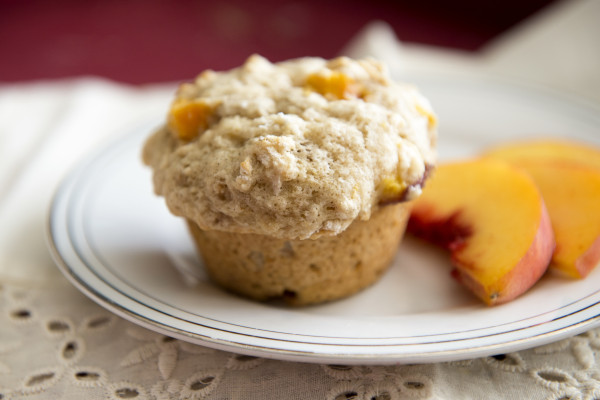 Bed and Breakfast Style Peach Crunch Muffins from dineanddish.net