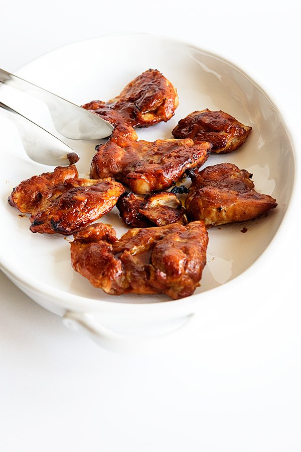 Easy BBQ Boneless Chicken Thighs: How Long to Grill