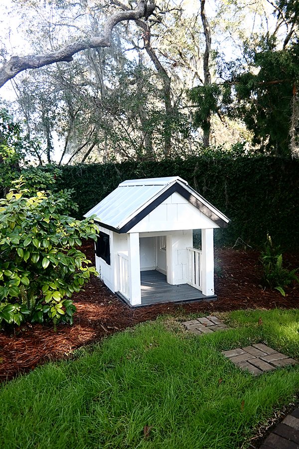 HGTV Doghouse